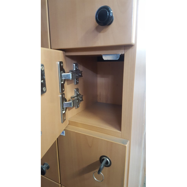 30-Blatt-Schranktür Möbel 30-Blatt-Schranktür Möbel